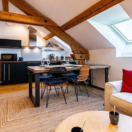 Sous Les Toits De Fleury * Dijon