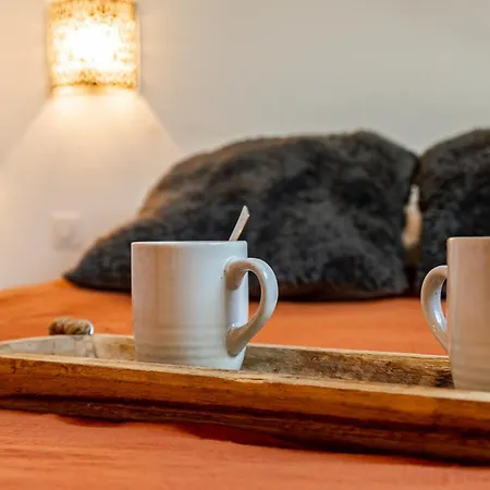 Sous Les Toits De Fleury Apartment *