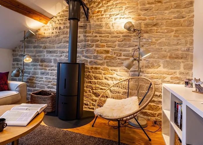 Sous Les Toits De Fleury Appartamento Digione